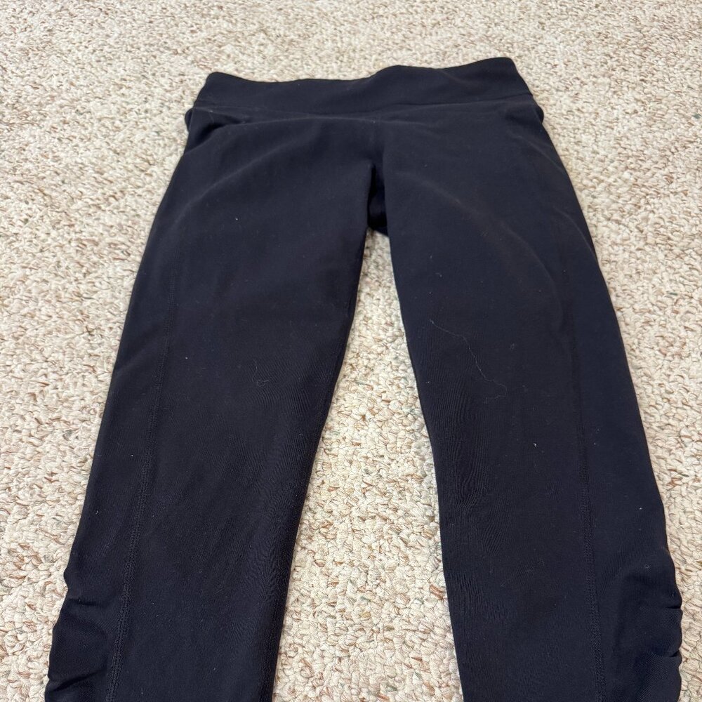 Athleta Capri Leggings